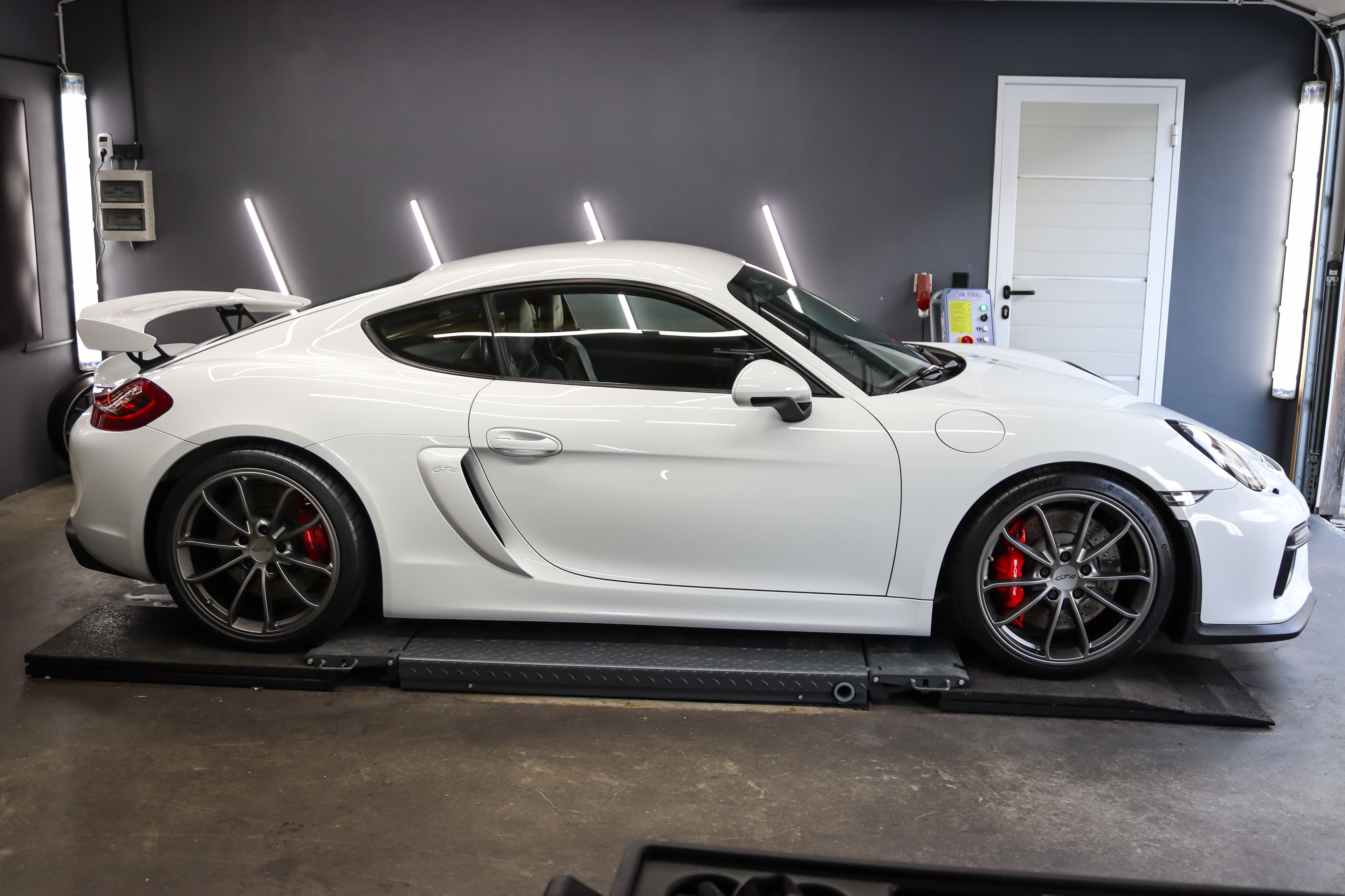 Porsche